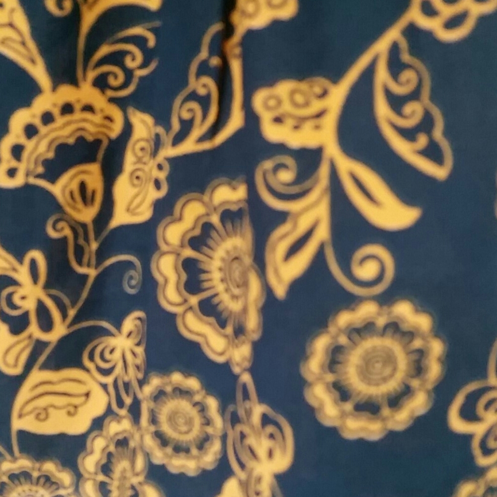 Sienna Sky Cold Shoulder Bell Sleeve Blouse Size Small - Picture 6 of 13